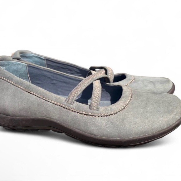 Easy Spirit Women's Mary Jane Flats w Criss Cross Adjustable Strap - Picture 6 of 7